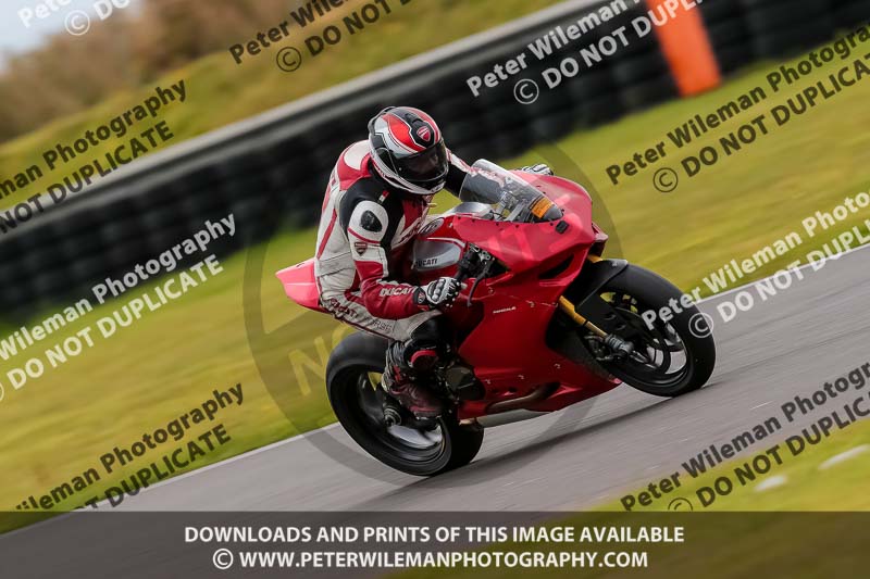 PJM Photography;anglesey no limits trackday;anglesey photographs;anglesey trackday photographs;enduro digital images;event digital images;eventdigitalimages;no limits trackdays;peter wileman photography;racing digital images;trac mon;trackday digital images;trackday photos;ty croes